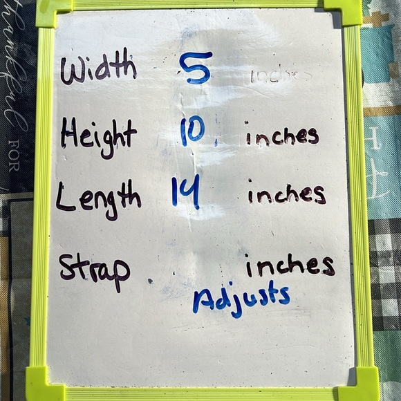 Wrangler Buckle Classic Barrel Satchel - Picture 10 of 10